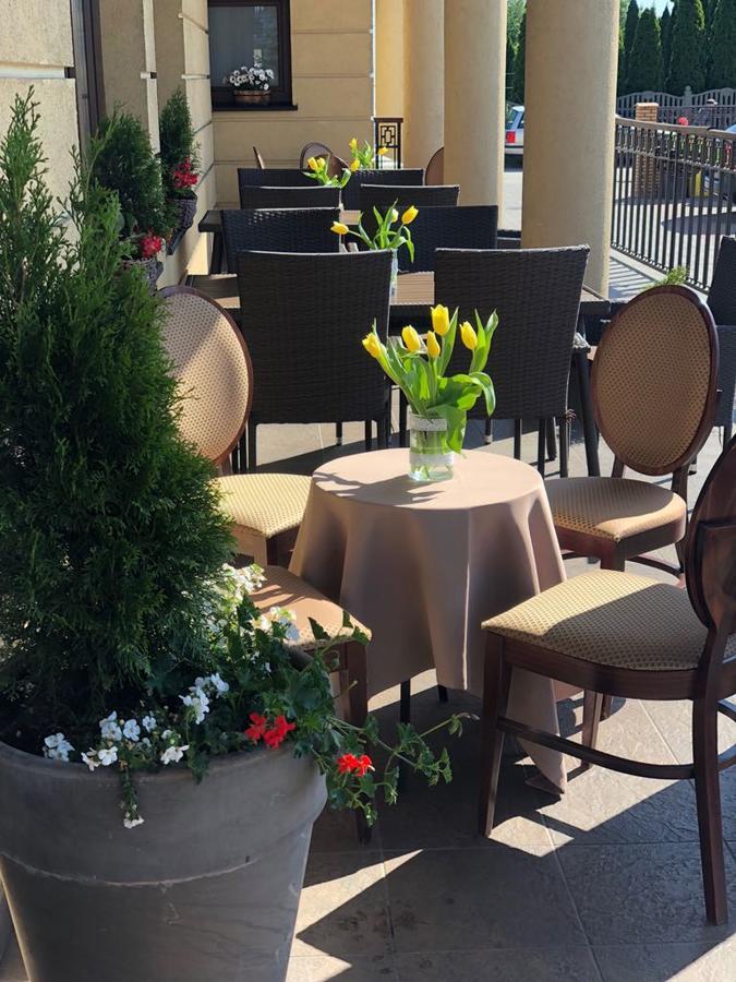 Bialy Kruk Hotel Starogard Gdański Екстериор снимка